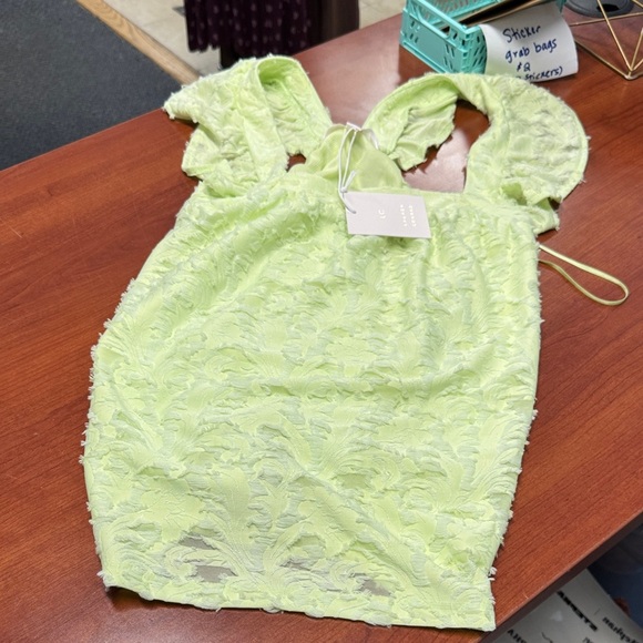 Lauren Conrad tank xs // 081329 - Picture 1 of 2
